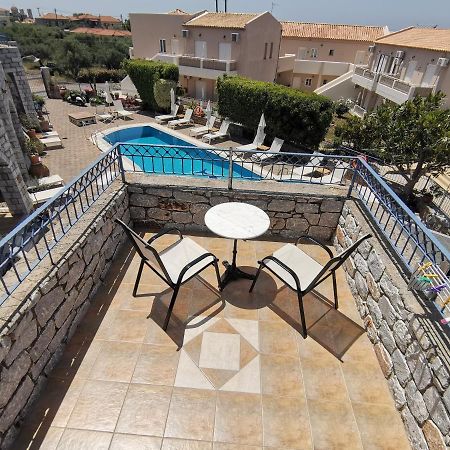 Taletos Apartments Stoúpa Dış mekan fotoğraf